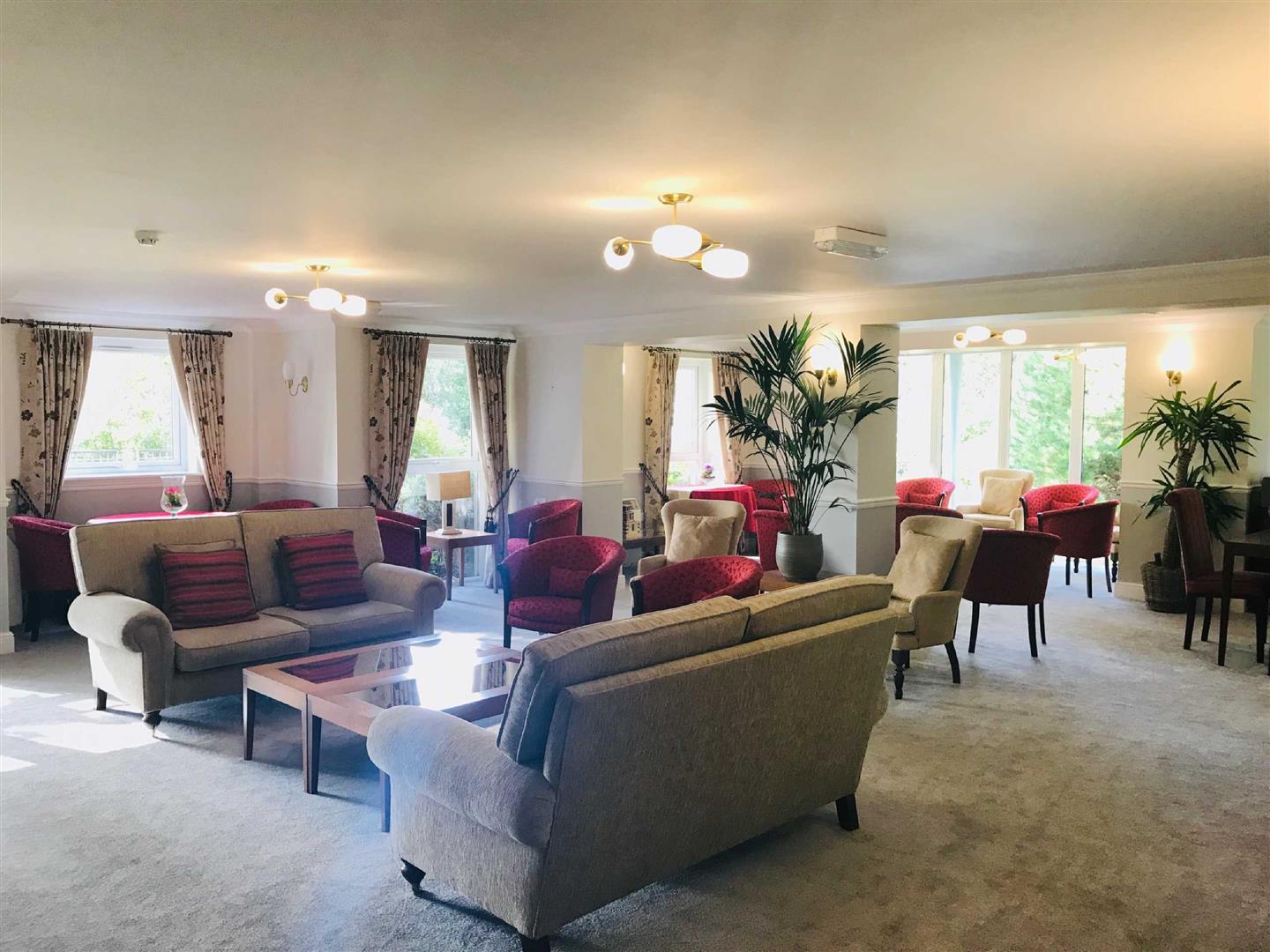 Pantygwydr Court, Uplands, Swansea, SA2 0AW